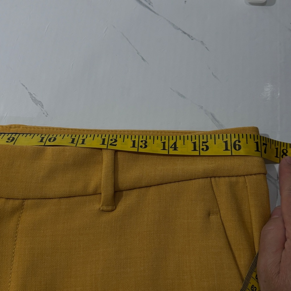Old Navy Harper Mid-Rise Crop Pants 8 Regular Mustard Yellow Slim Work Office - Picture 11 of 13
